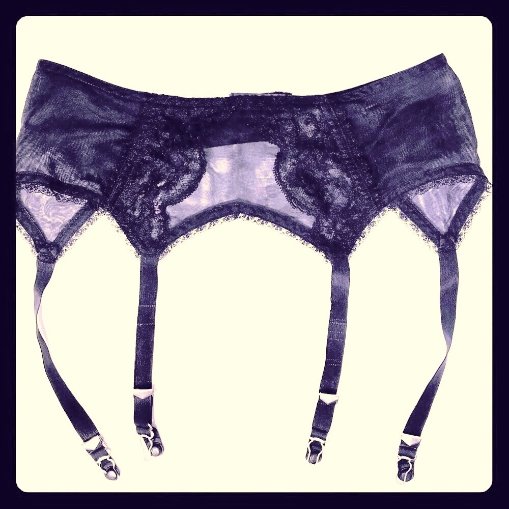 VTG 70s, 50s,'MAD MEN' 60sVassarette Blk lace garter belt 24 inch waist